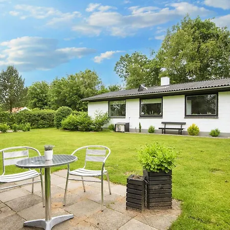 Vakantiehuis 5 Person In *
